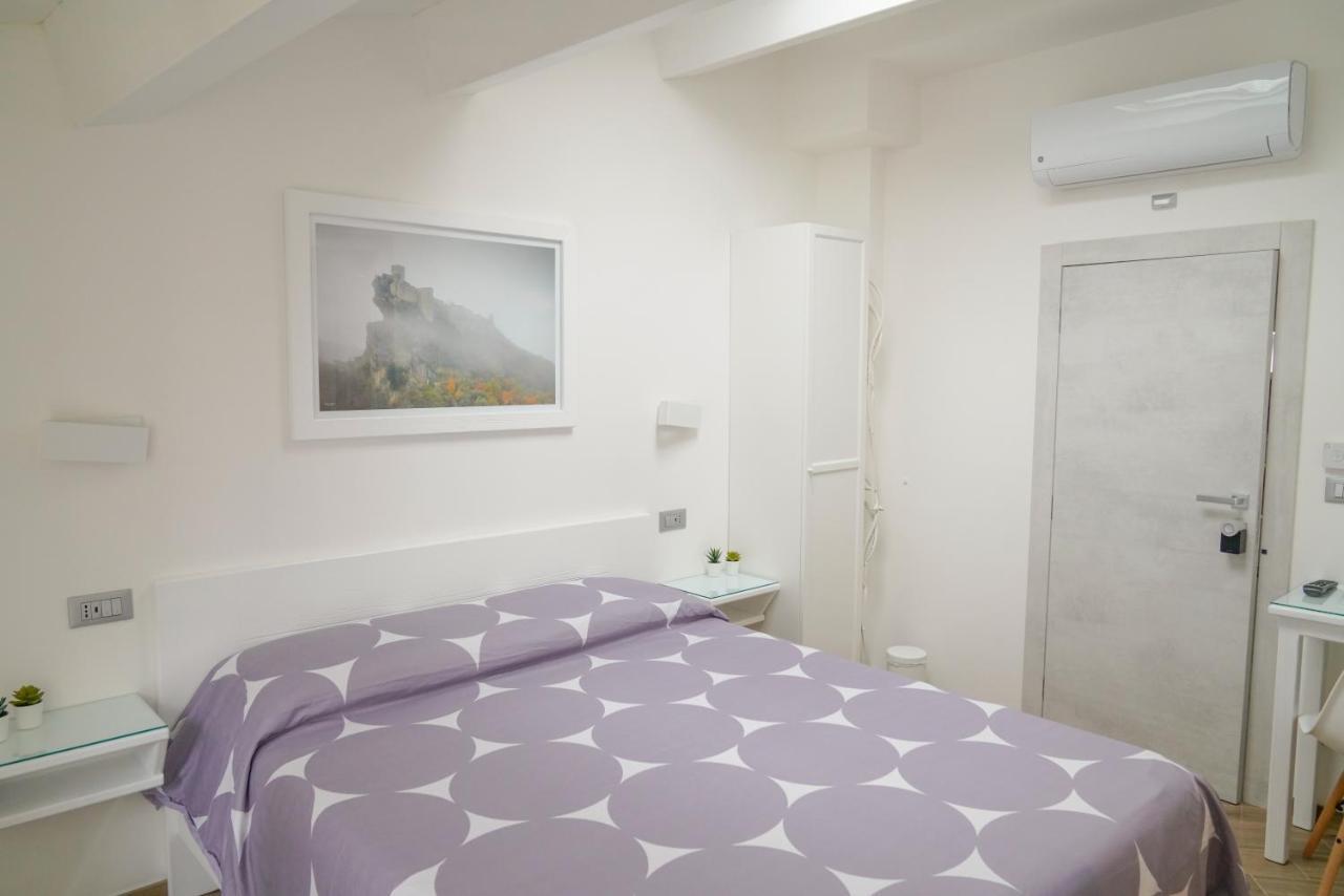 B&B Residenza Aragonese 바스토 외부 사진